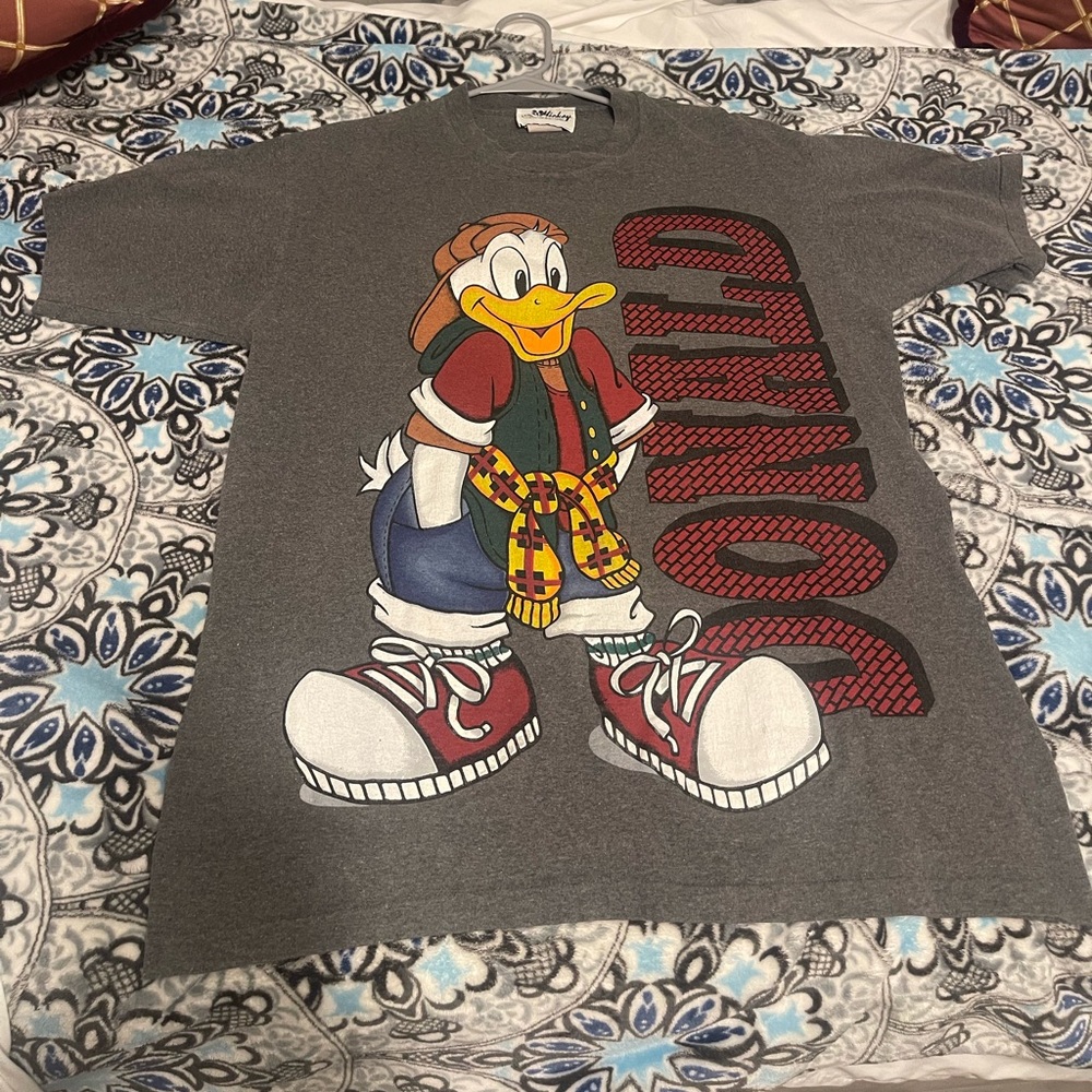 Vintage Donald Duck Disney shirt